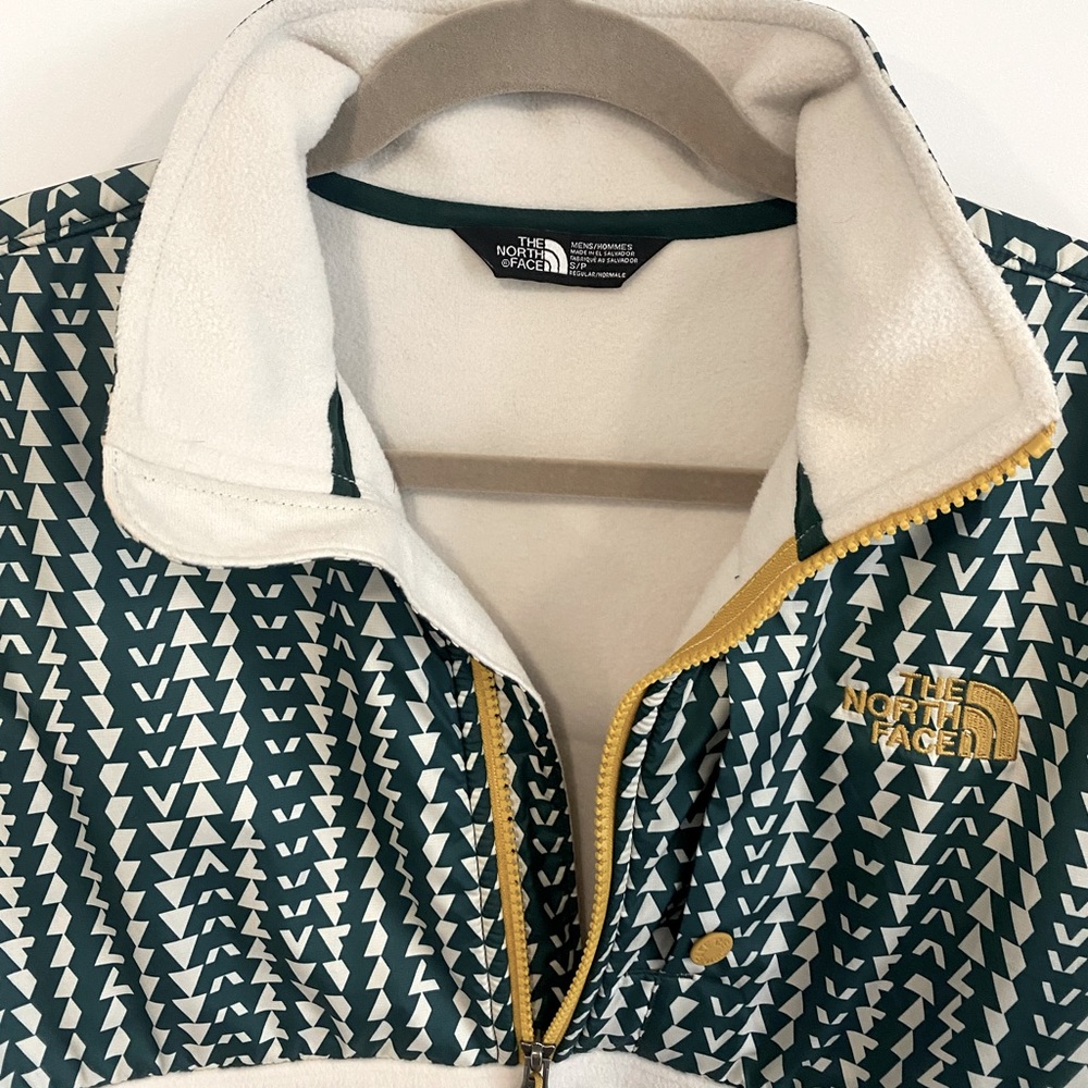 North Face pull over fleece